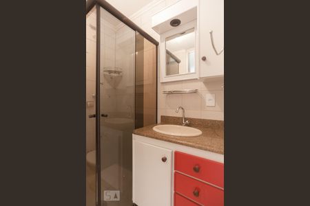 Banheiro de apartamento à venda com 2 quartos, 55m² em Jardim Miranda, Campinas