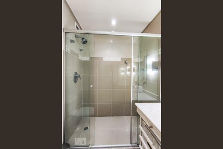 Apartamento para alugar com 94m², 1 quarto e 2 vagas Apartamento para alugar com 94m², 1 quarto e 2 vagasBanheiro da Suíte