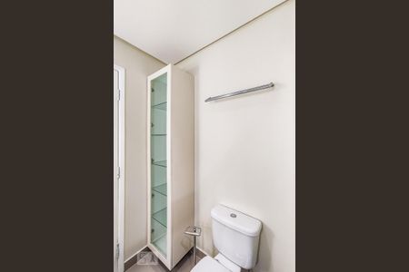 Apartamento para alugar com 94m², 1 quarto e 2 vagas Apartamento para alugar com 94m², 1 quarto e 2 vagasBanheiro da Suíte