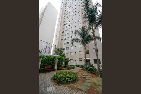 Apartamento para alugar com 46m², 2 quartos e sem vaga Apartamento para alugar com 46m², 2 quartos e sem vagaFachada