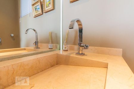 Lavabo de apartamento para alugar com 4 quartos, 167m² em Santo Amaro, São Paulo