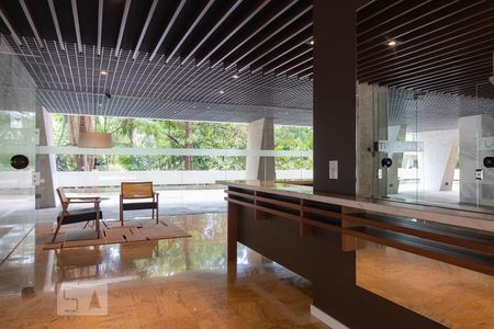 Apartamento para alugar com 167m², 4 quartos e 1 vagaHall Social - Condomínio