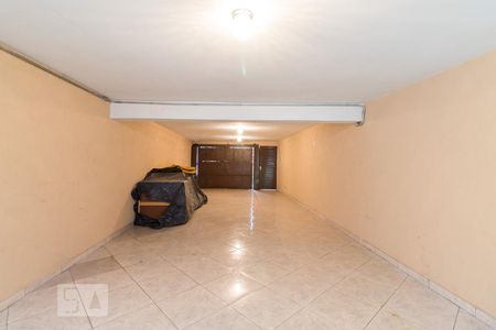 Casa à venda com 240m², 3 quartos e 6 vagasGaragem
