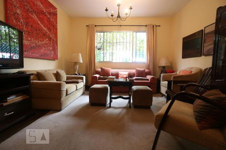 Sala de casa à venda com 3 quartos, 132m² em Jardim Rizzo, São Paulo