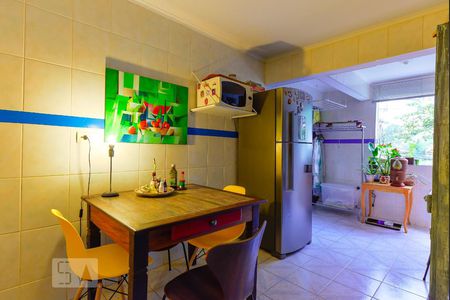 Cozinha de apartamento à venda com 2 quartos, 98m² em Sumaré, São Paulo
