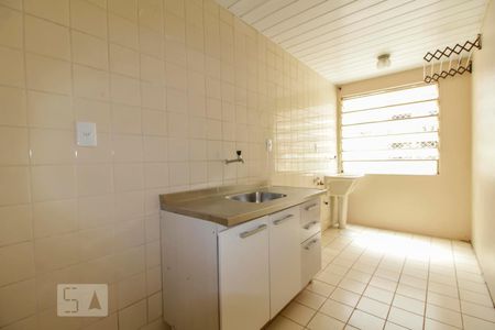 Cozinha de apartamento à venda com 2 quartos, 50m² em Rubem Berta, Porto Alegre