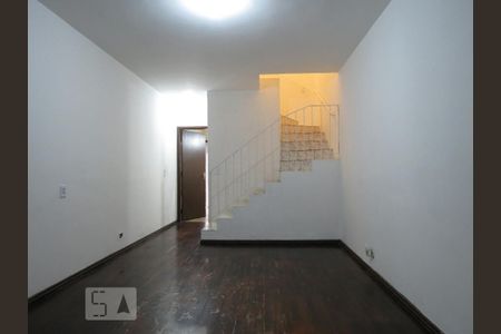 Sala de casa para alugar com 2 quartos, 90m² em Jardim Ester, São Paulo