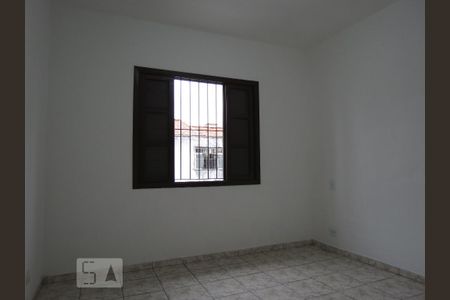Quarto 1 de casa para alugar com 2 quartos, 90m² em Jardim Ester, São Paulo
