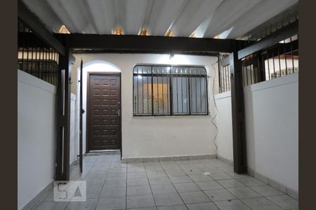 Garagem de casa para alugar com 2 quartos, 90m² em Jardim Ester, São Paulo