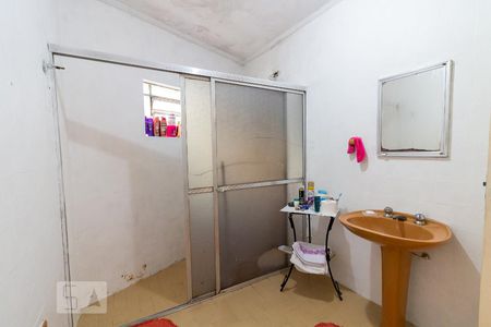 Casa para alugar com 232m², 3 quartos e 3 vagasBanheiro social