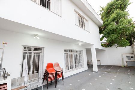 Casa para alugar com 232m², 3 quartos e 3 vagasFachada