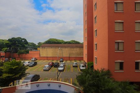 Vista  de apartamento à venda com 3 quartos, 65m² em Vila Firmiano Pinto, São Paulo