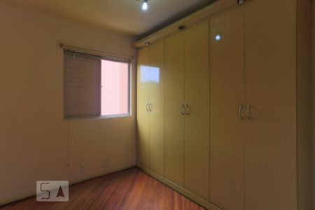 Quarto 1 de apartamento à venda com 3 quartos, 65m² em Vila Firmiano Pinto, São Paulo