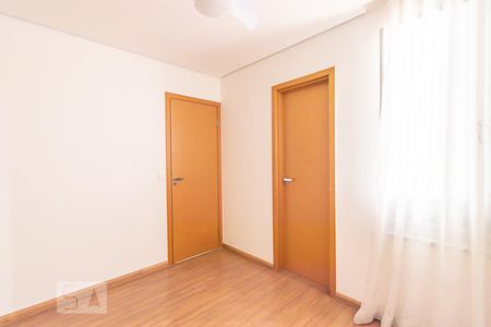 Apartamento à venda com 82m², 3 quartos e 2 vagasSuíte