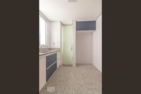 Apartamento à venda com 82m², 3 quartos e 2 vagasCozinha