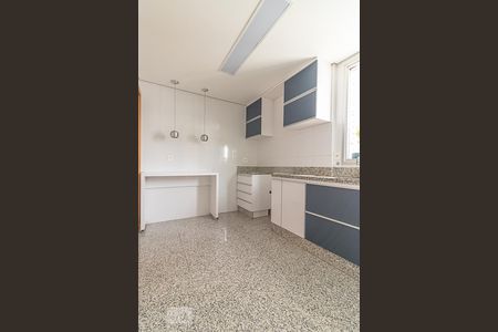 Apartamento à venda com 82m², 3 quartos e 2 vagasCozinha