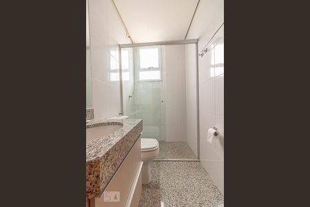 Apartamento à venda com 82m², 3 quartos e 2 vagasBanheiro da Suíte