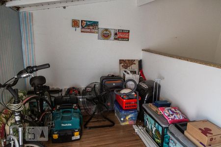 Casa à venda com 217m², 3 quartos e 2 vagasDepósito