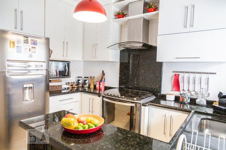 Casa à venda com 217m², 3 quartos e 2 vagasCozinha