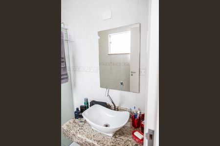 Casa à venda com 217m², 3 quartos e 2 vagasBanheiro Suíte 2