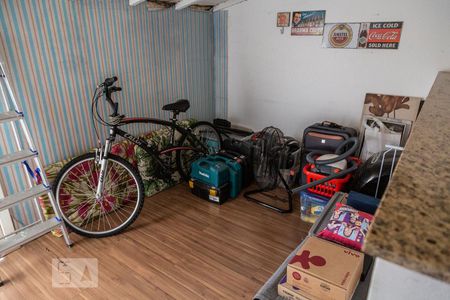 Casa à venda com 217m², 3 quartos e 2 vagasDepósito