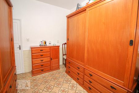 Quarto 1 de casa à venda com 3 quartos, 120m² em Irajá, Rio de Janeiro