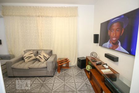 Sala de casa à venda com 3 quartos, 120m² em Irajá, Rio de Janeiro