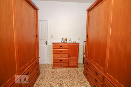 Quarto 1 de casa à venda com 3 quartos, 120m² em Irajá, Rio de Janeiro