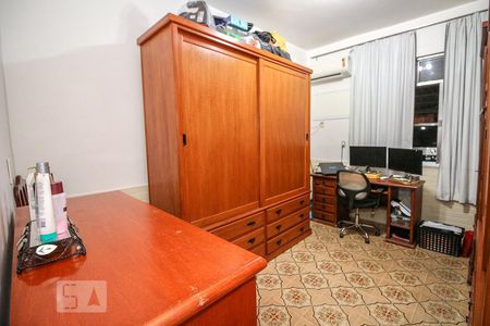 Quarto 1 de casa à venda com 3 quartos, 120m² em Irajá, Rio de Janeiro