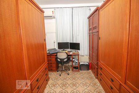 Quarto 1 de casa à venda com 3 quartos, 120m² em Irajá, Rio de Janeiro