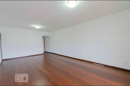 Apartamento à venda com 140m², 3 quartos e 2 vagasSala
