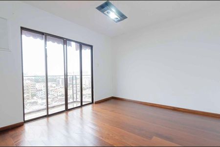 Apartamento à venda com 140m², 3 quartos e 2 vagasSuíte