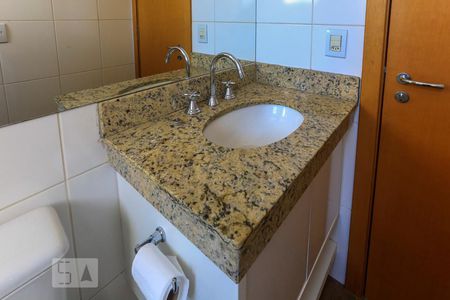 Banheiro de apartamento para alugar com 1 quarto, 62m² em Vila Dom Pedro I, São Paulo