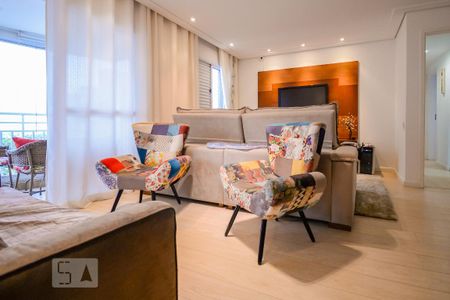 Apartamento à venda com 113m², 3 quartos e 2 vagas Apartamento à venda com 113m², 3 quartos e 2 vagasSala