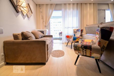 Apartamento à venda com 113m², 3 quartos e 2 vagas Apartamento à venda com 113m², 3 quartos e 2 vagasSala
