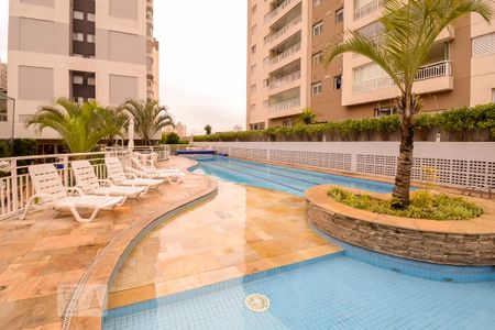Apartamento à venda com 113m², 3 quartos e 2 vagas Apartamento à venda com 113m², 3 quartos e 2 vagasPiscina