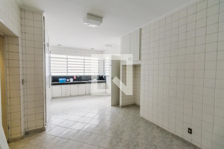 Casa à venda com 510m², 3 quartos e 5 vagas Casa à venda com 510m², 3 quartos e 5 vagasCozinha
