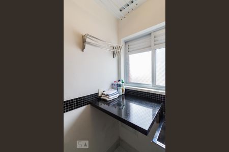 Área de serviço de apartamento à venda com 3 quartos, 84m² em Alto da Lapa, São Paulo