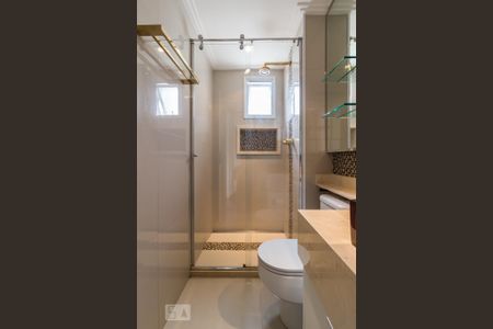 Banheiro suíte de apartamento à venda com 3 quartos, 84m² em Alto da Lapa, São Paulo