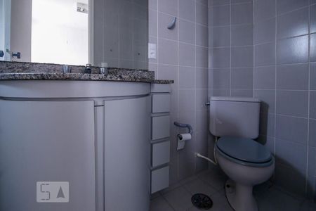 Apartamento para alugar com 72m², 2 quartos e 1 vagaBanheiro Suíte 1