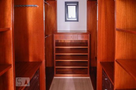 Apartamento para alugar com 72m², 2 quartos e 1 vagaCloset Suíte 2