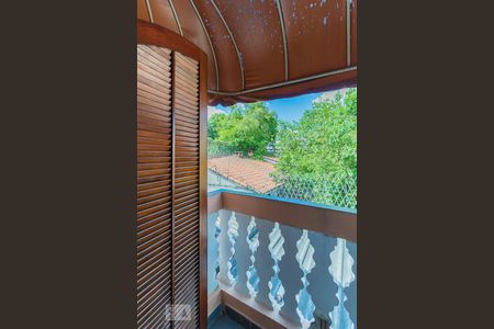 Casa para alugar com 219m², 3 quartos e 5 vagas Casa para alugar com 219m², 3 quartos e 5 vagasSacada do Quarto 2