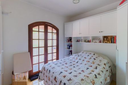 Casa para alugar com 219m², 3 quartos e 5 vagas Casa para alugar com 219m², 3 quartos e 5 vagasQuarto 2