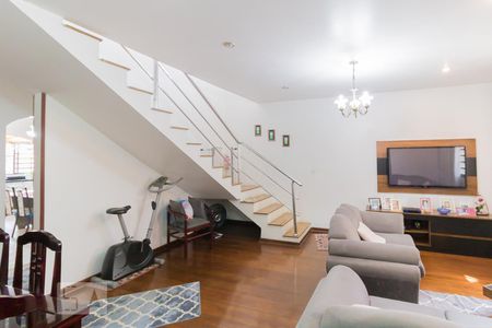 Sala de casa para alugar com 3 quartos, 219m² em Vila Santana, São Paulo