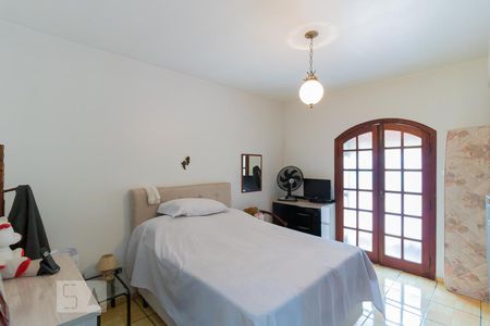 Casa para alugar com 219m², 3 quartos e 5 vagas Casa para alugar com 219m², 3 quartos e 5 vagasSuíte