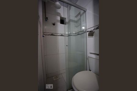 banheiro de kitnet/studio à venda com 1 quarto, 26m² em Centro, Niterói
