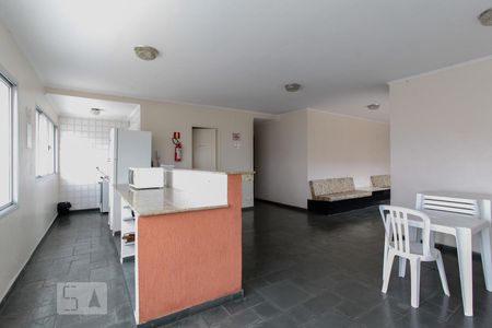 Apartamento para alugar com 60m², 2 quartos e 1 vagaÁrea comum - Salão de festas