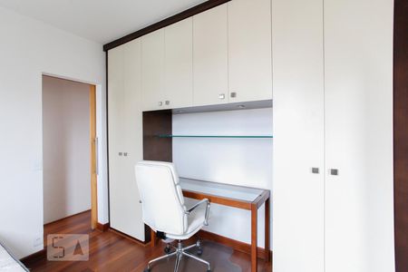 Quarto 1 de apartamento para alugar com 2 quartos, 60m² em Vila Santa Catarina, São Paulo