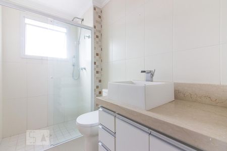 Apartamento à venda com 130m², 3 quartos e 3 vagasBanheiro Suite Master