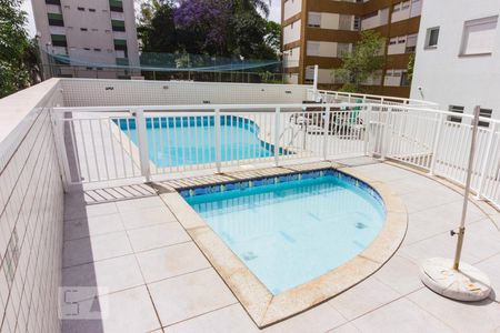 Apartamento à venda com 130m², 3 quartos e 3 vagasPiscina